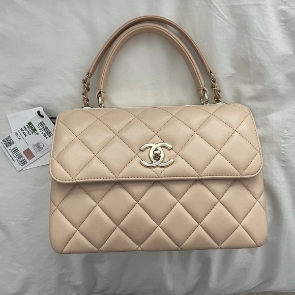LIKE NEW 🖤 CHANEL 21S Light Beige Small Trendy CC - Picture 5 of 16